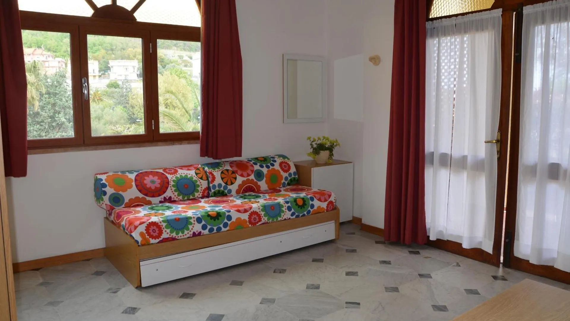Residence Pian Dei Boschi Pietra Ligure