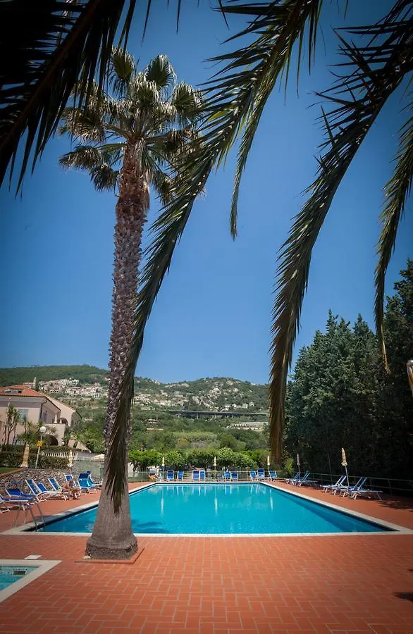 Aparthotel Residence Pian Dei Boschi Pietra Ligure
